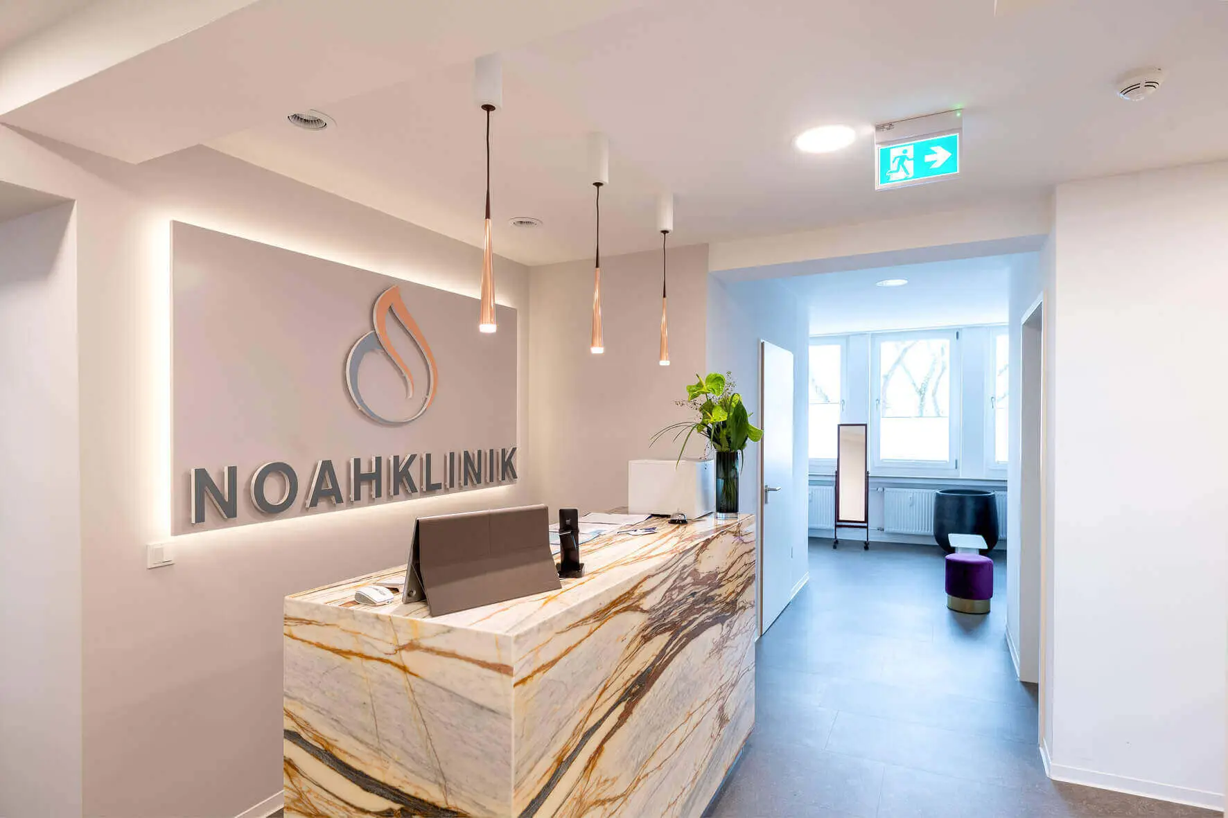 Noahklinik Empfangsbereich